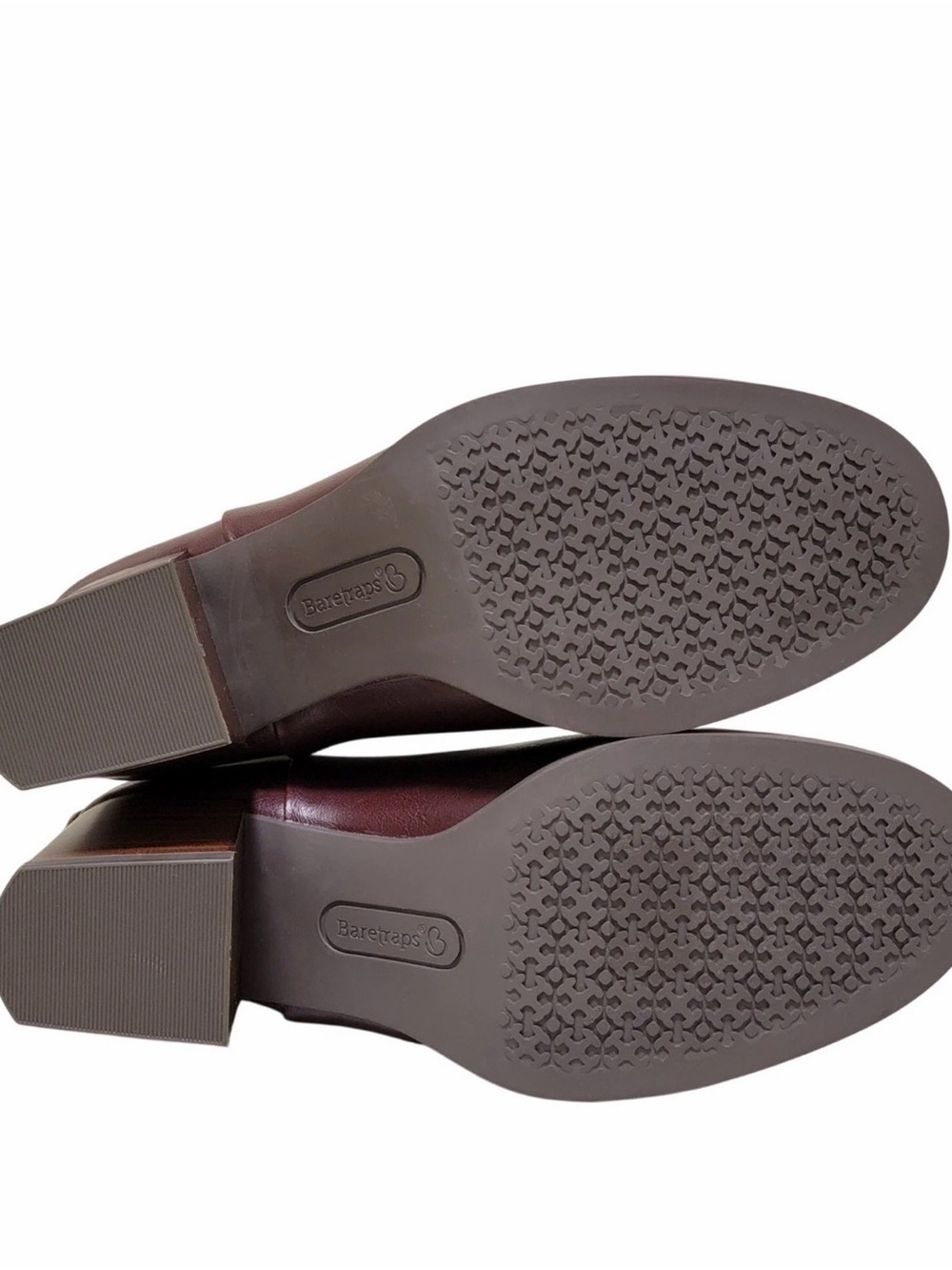 Baretraps Bessie Block Heel Bootie Bloodstone NEW In Box - Picture 8 of 9